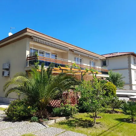 Apartments Orange Lovran Exterior photo