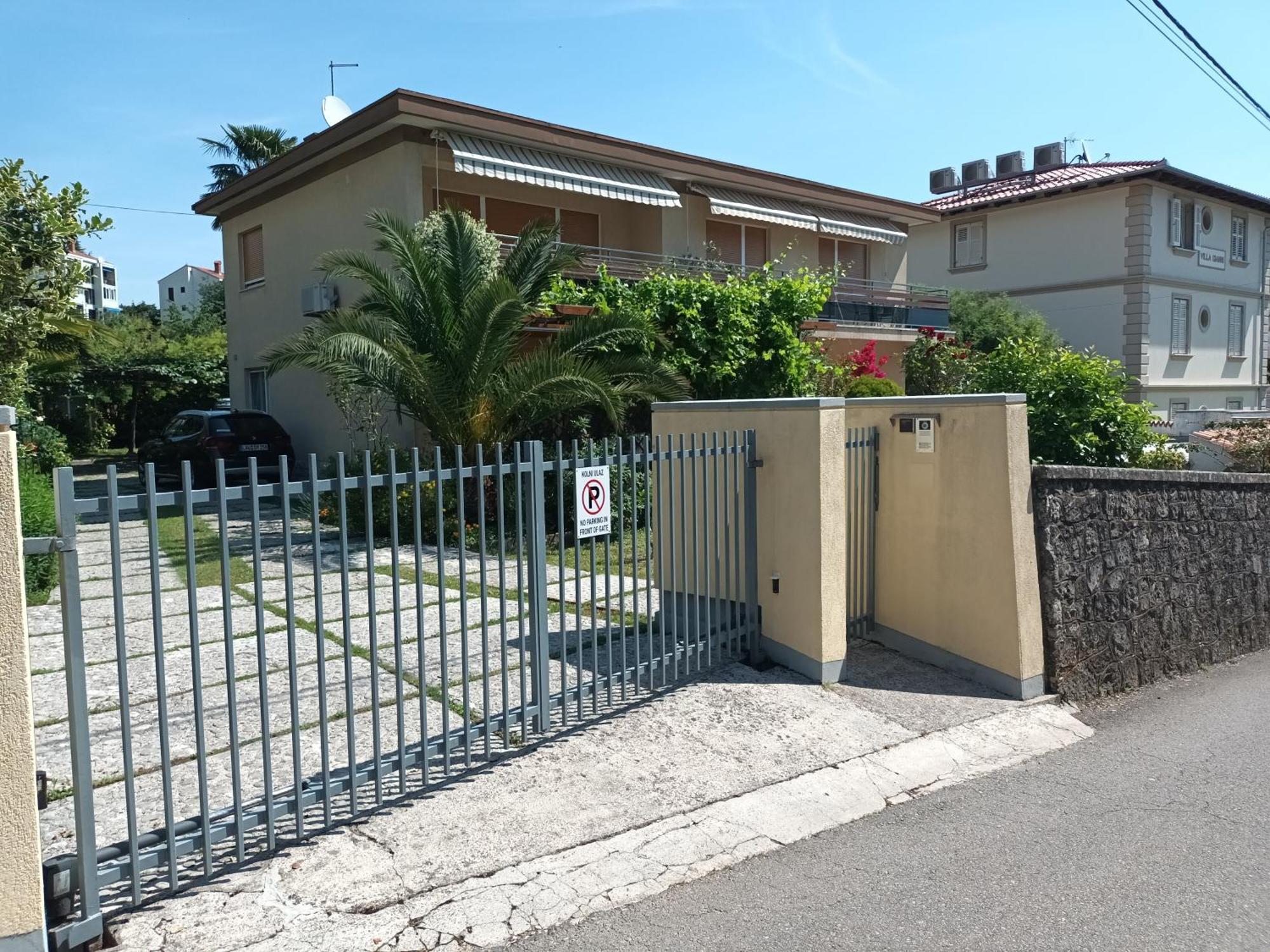 Apartament Orange